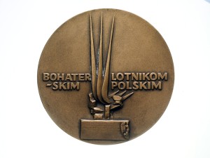 M03827 Medal Bohaterskim Lotnikom Polskim