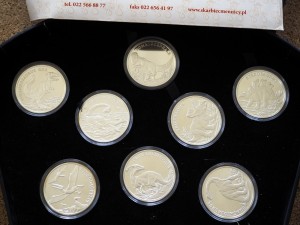 M04010 Zestaw Dinosauria, 8 sztuk medali, 113,12 gramów srebra