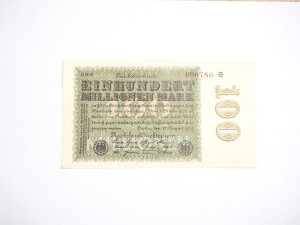 B0932 100 Milionów Marek 1923 rok Niemcy