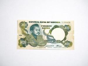 B0975 20 Naira 2005 rok Nigeria
