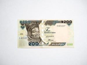 B1001 200 Naira 2005 rok Nigeria